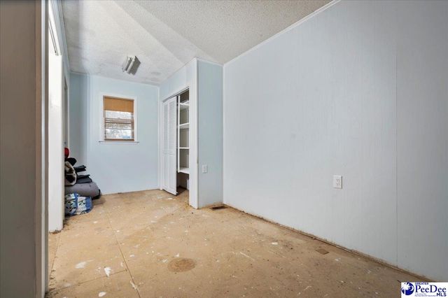 900 S Morris St, Lake City, SC 29560