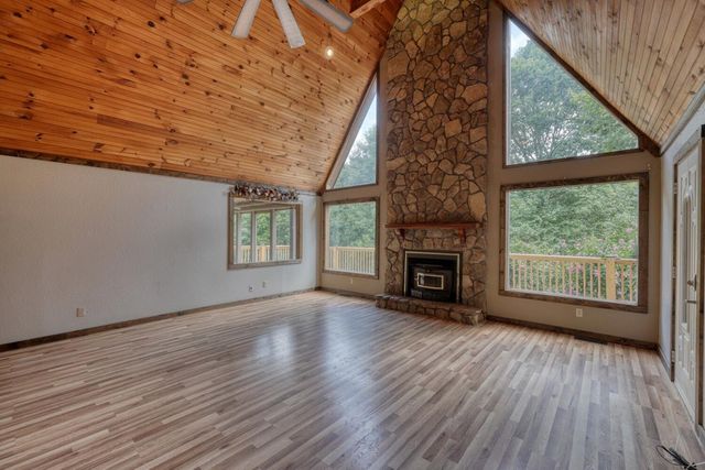 1924 Cook Bridge Road, Murphy, NC 28906