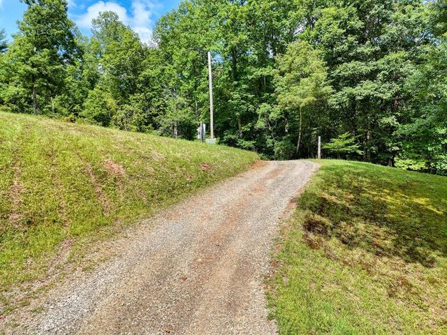 1924 Cook Bridge Road, Murphy, NC 28906