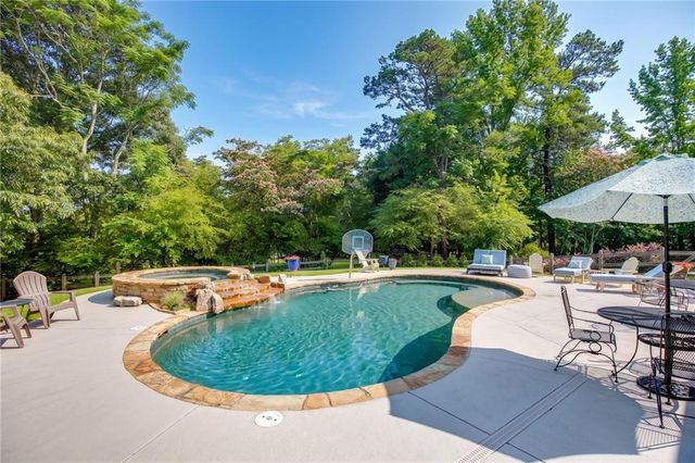5211 Frazer Road, Buford, GA 30518