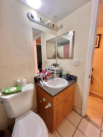6031 10th Avenue N 120, Greenacres, FL 33463