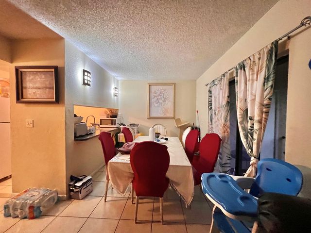 6031 10th Avenue N 120, Greenacres, FL 33463