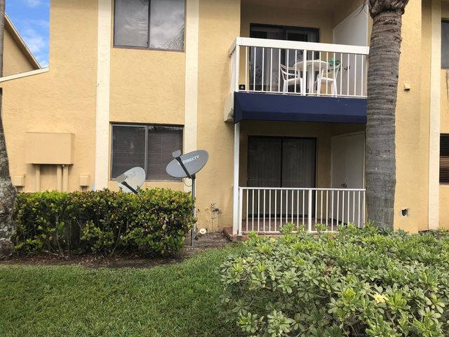 6031 10th Avenue N 120, Greenacres, FL 33463
