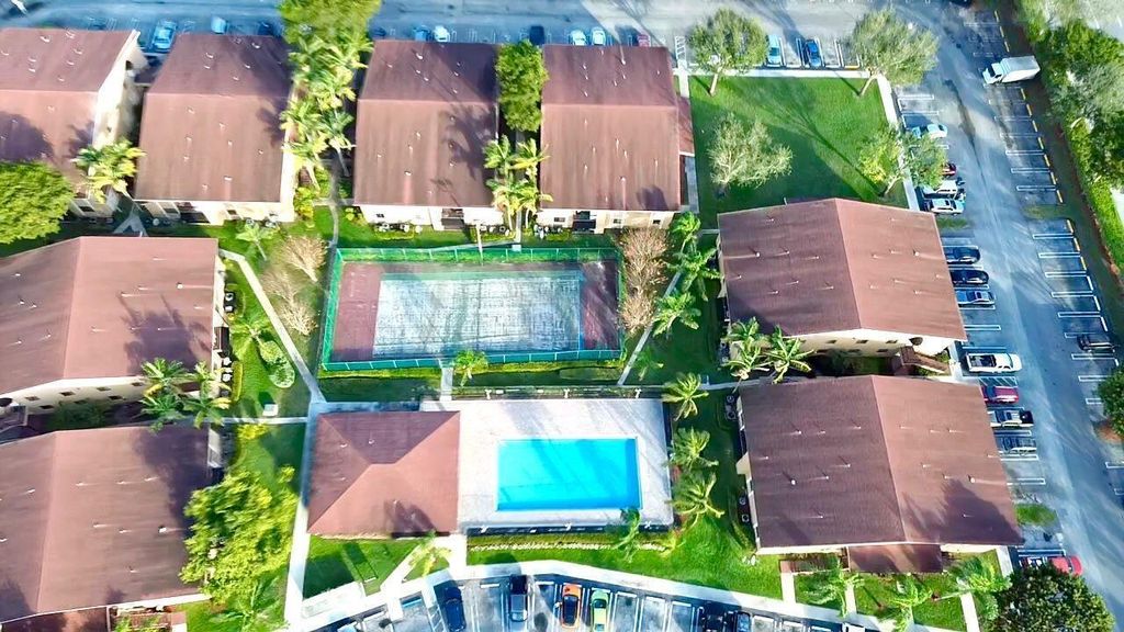 6031 10th Avenue N 120, Greenacres, FL 33463