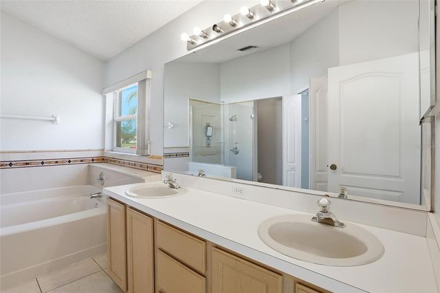 5784 DONNELLY CIRCLE, Orlando, FL 32821