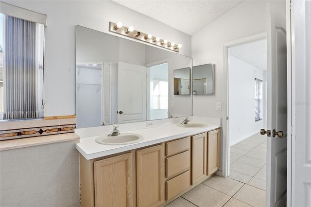 5784 DONNELLY CIRCLE, Orlando, FL 32821