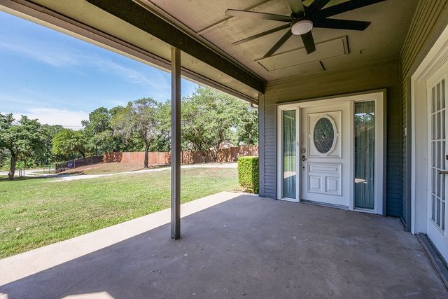 1416 Apache Court, Joshua, TX 76058