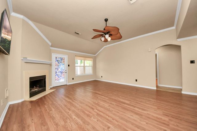 1702 Kemah Oaks Drive, Kemah, TX 77565