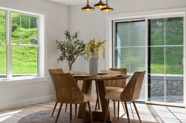 3052 Foster St, Palmer, MA 01069