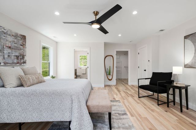 3052 Foster St, Palmer, MA 01069