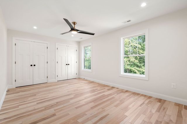 3052 Foster St, Palmer, MA 01069