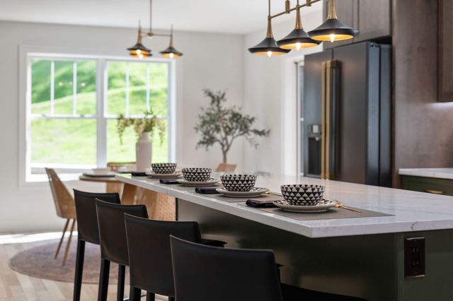3052 Foster St, Palmer, MA 01069