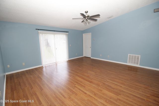 399 Fluvia Avenue SE, Palm Bay, FL 32909