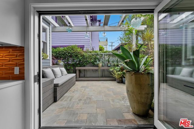 821 Amoroso Place, Venice (los Angeles), CA 90291
