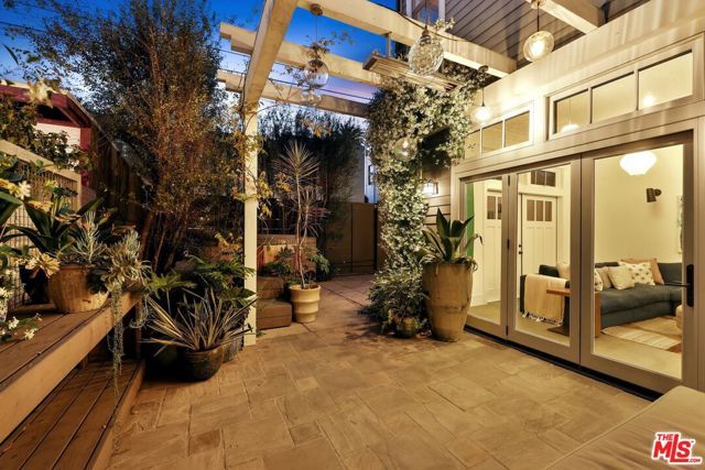 821 Amoroso Place, Venice (los Angeles), CA 90291