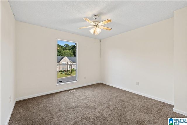 9577 EASTPOINTE CIRCLE, Birmingham, AL 35217