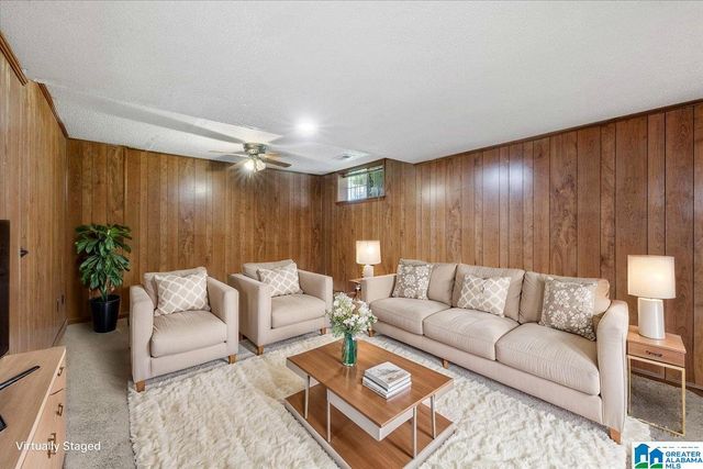 9577 EASTPOINTE CIRCLE, Birmingham, AL 35217