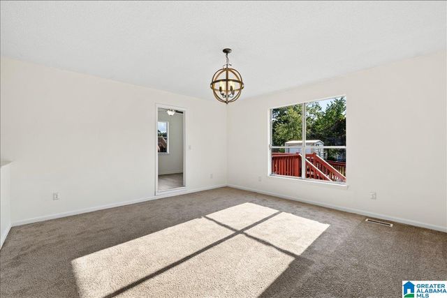 9577 EASTPOINTE CIRCLE, Birmingham, AL 35217