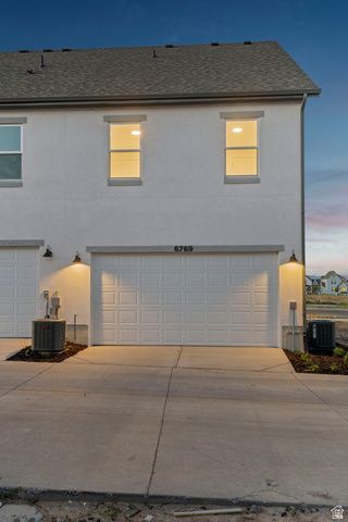 11248 S SILVER POND DR, South Jordan, UT 84009