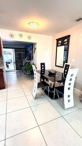 2800 NW 173rd Ter, Miami Gardens, FL 33056