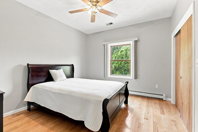 9 Sullivan Cir, Stoneham, MA 02180
