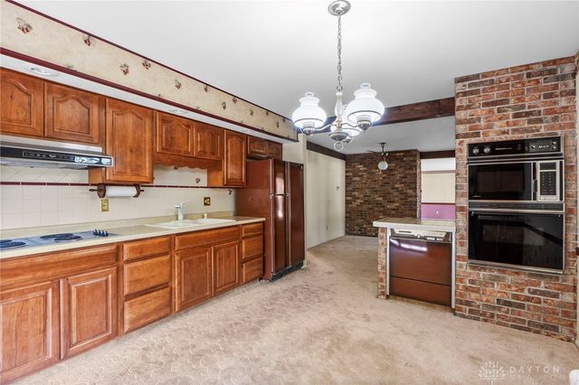 156 Mark Lane, Fairborn, OH 45324