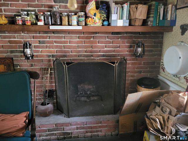 30 Parkwood Drive, Windsor, CT 06095