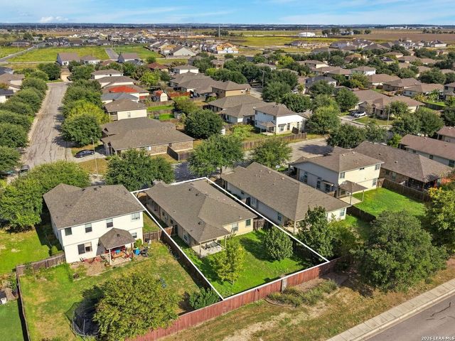 550 Briggs Dr, New Braunfels, TX 78130