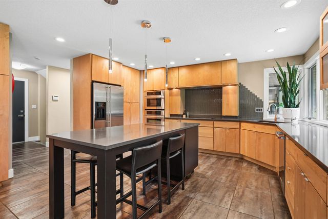 9044 Beaver Meadows Lane, Cedar Falls, IA 50613