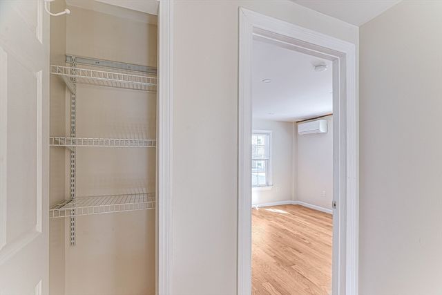 32 Northey 32, Salem, MA 01970