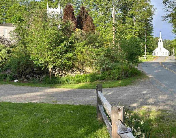 130 Village Road, Langdon, NH 03602