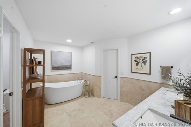 10727 S 66th East Avenue, Tulsa, OK 74133