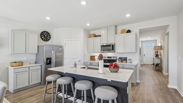 4348 Scarlet Ct, Columbia, TN 38401