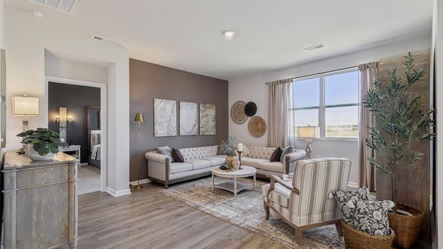 4348 Scarlet Ct, Columbia, TN 38401