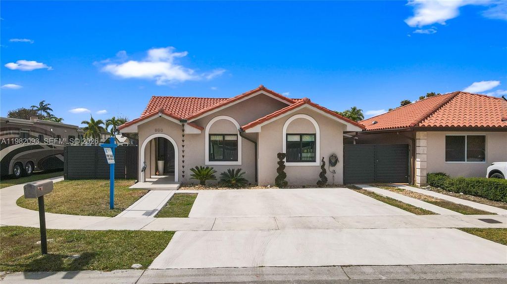 Image 1 of property listing at 800 NW 133rd Ave, Miami, FL 33182