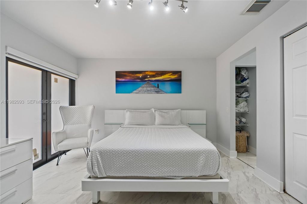 Image 50 of property listing at 800 NW 133rd Ave, Miami, FL 33182