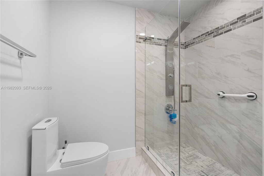 Image 56 of property listing at 800 NW 133rd Ave, Miami, FL 33182