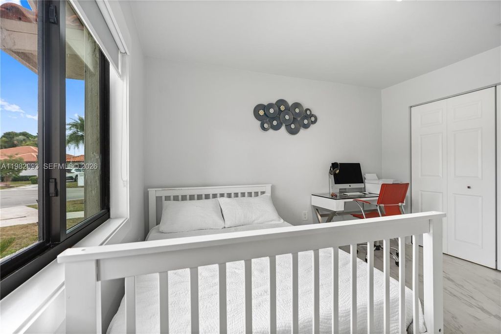 Image 67 of property listing at 800 NW 133rd Ave, Miami, FL 33182