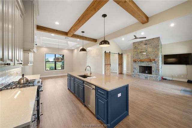 30163 High Spirit Ranch Road, Hempstead, TX 77445
