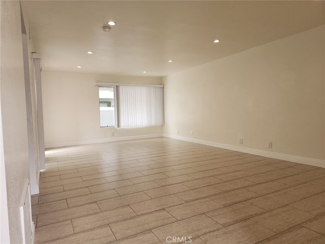 18511 Mayall Street A, Northridge, CA 91324