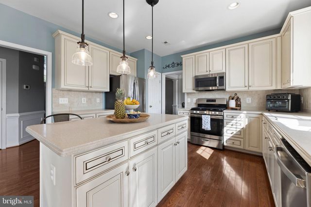 7636 MOVERN LN, Warrenton, VA 20187