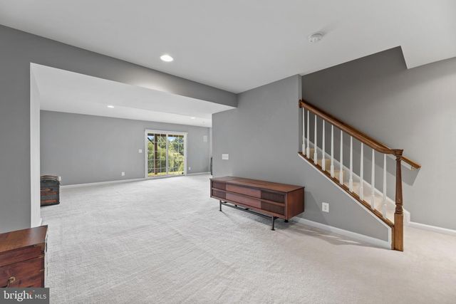 7636 MOVERN LN, Warrenton, VA 20187