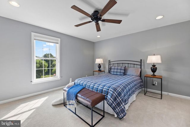 7636 MOVERN LN, Warrenton, VA 20187