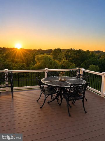 7636 MOVERN LN, Warrenton, VA 20187