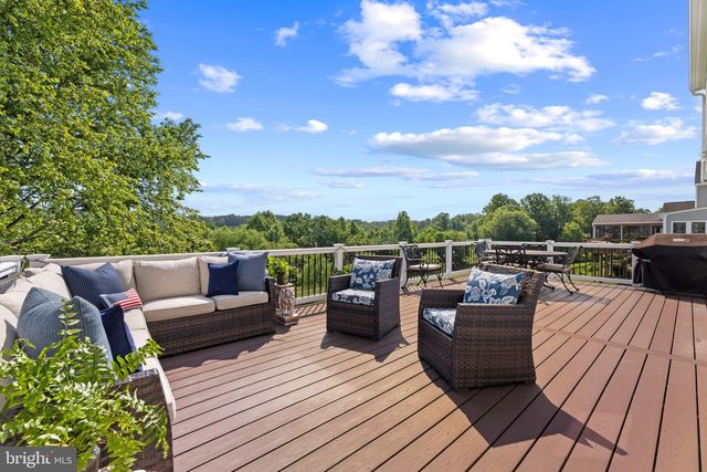 7636 MOVERN LN, Warrenton, VA 20187