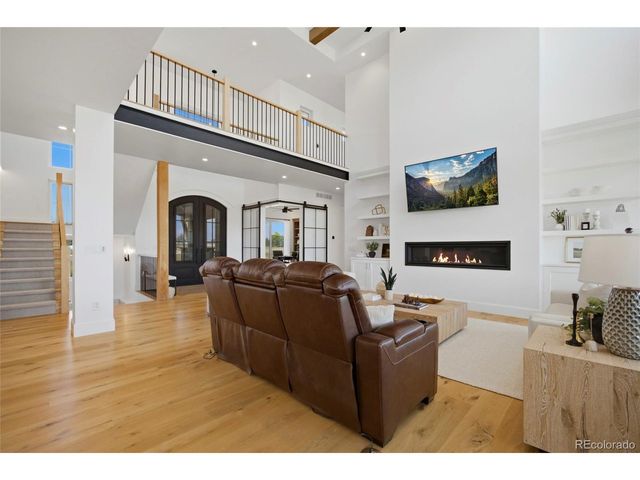 1270 E 57th St, Loveland, CO 80538