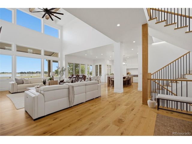 1270 E 57th St, Loveland, CO 80538