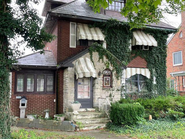 2905 W Broad Street, Columbus, OH 43204
