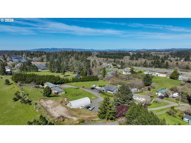 91620 SCHAFFER Dr, Warrenton, OR 97146
