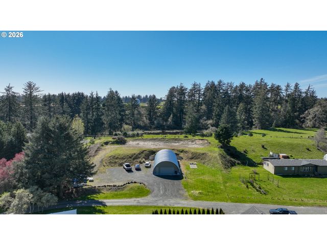 91620 SCHAFFER Dr, Warrenton, OR 97146